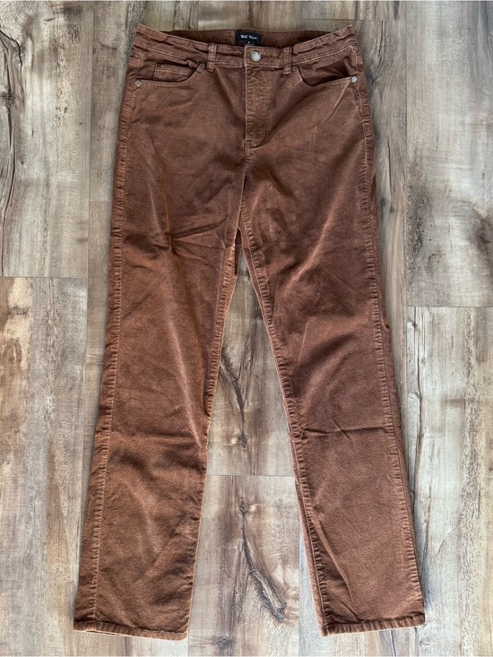 Well Worn Pants - Brown Corduroy Pants Women’s High Rise Straight Leg Well Worn Jeans Size 8 / 29